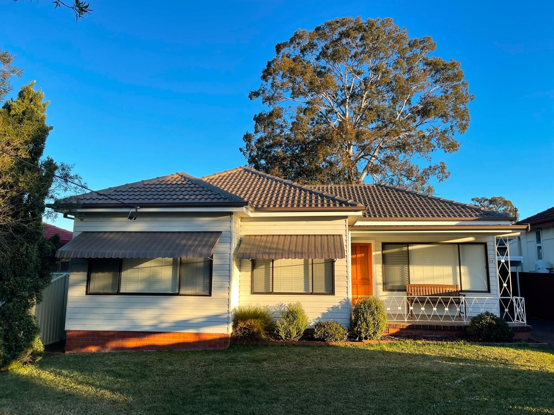 Roof Gutter and Facia paint - after